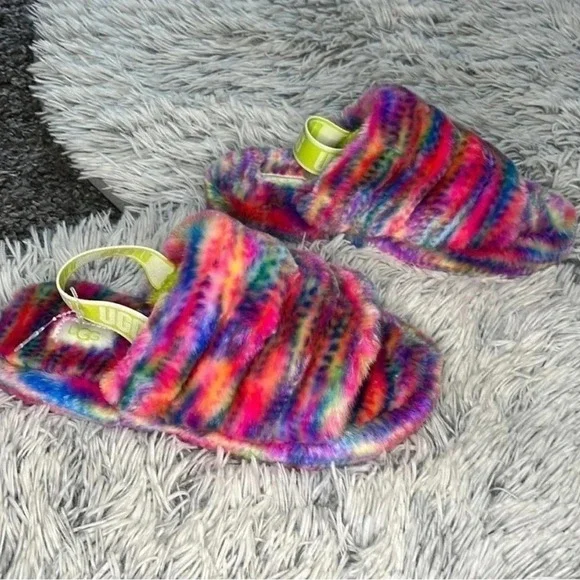 UGG Faux Fur Multicolored Slippers Size 4 - Picture 2 of 8